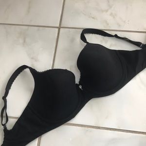 VICTORIA SECRET black bra